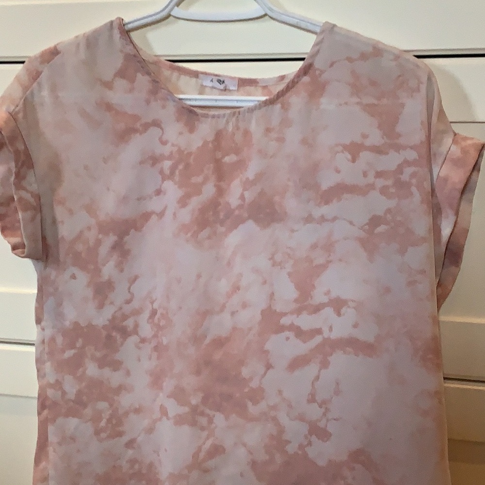 Light material tie die T